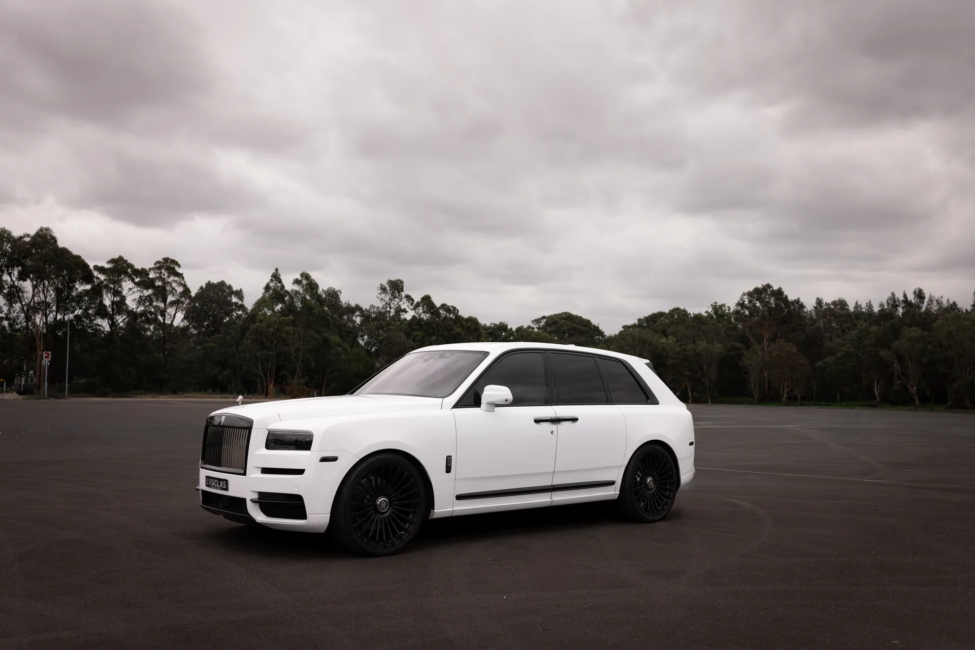 Rolls-Royce Cullinan Series I, G Class Hire Sydney